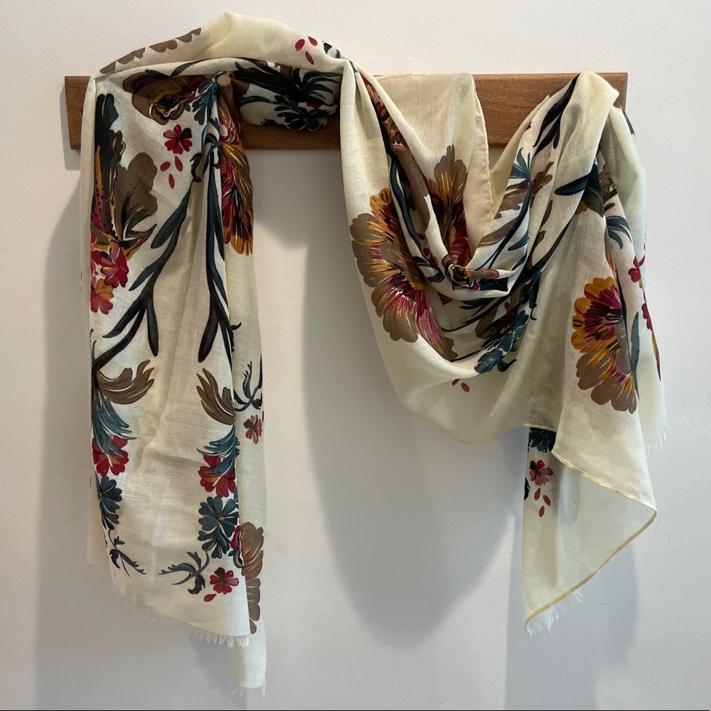 Flower Pattern Colorful Scarf